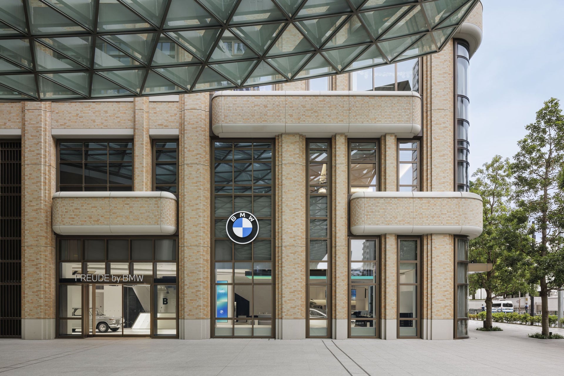 FREUDE by BMW